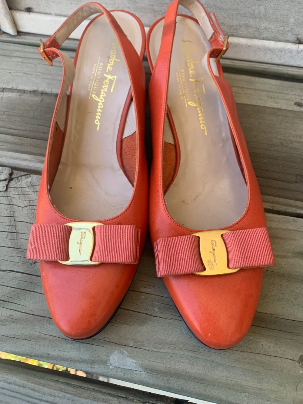 Salvatore Ferragamo Coral Orange Leather Slingback Heels Vara Bow Size 9 B - Picture 8 of 11
